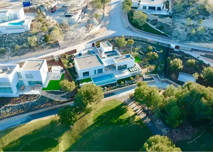 Villa Las Colinas Golf Resort