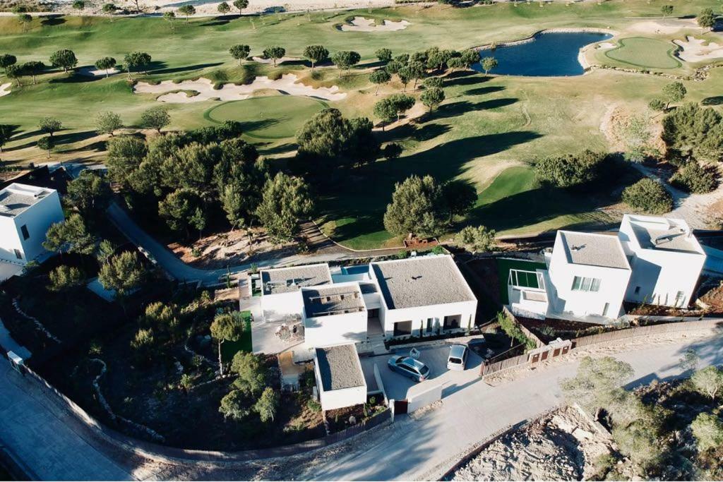 Colinas Golf Villa *